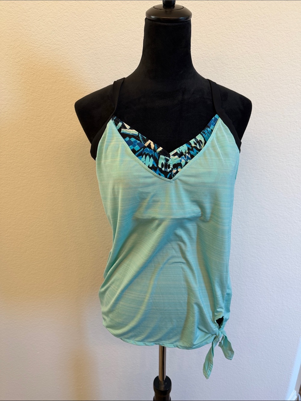 ZeroXposur Mint Green Tank with Blue Printed V-Neck and Tie Hem